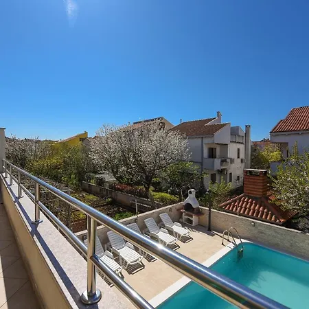 Family-friendly With Swimming Pool - Diklo, - 16493 *