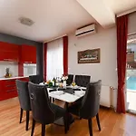Family-friendly With Swimming Pool - Diklo, - 16493 Appartement Zadar