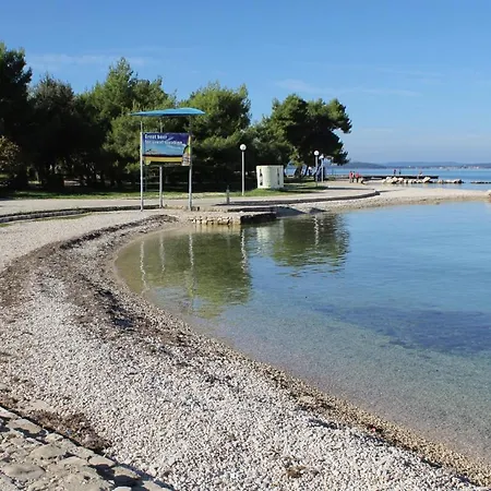 Family-friendly With Swimming Pool - Diklo, - 16493 扎达尔