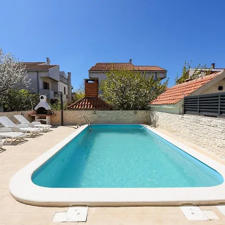公寓 Family-friendly With Swimming Pool - Diklo, - 16493