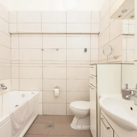 Family-friendly With Swimming Pool - Diklo, - 16493 아파트