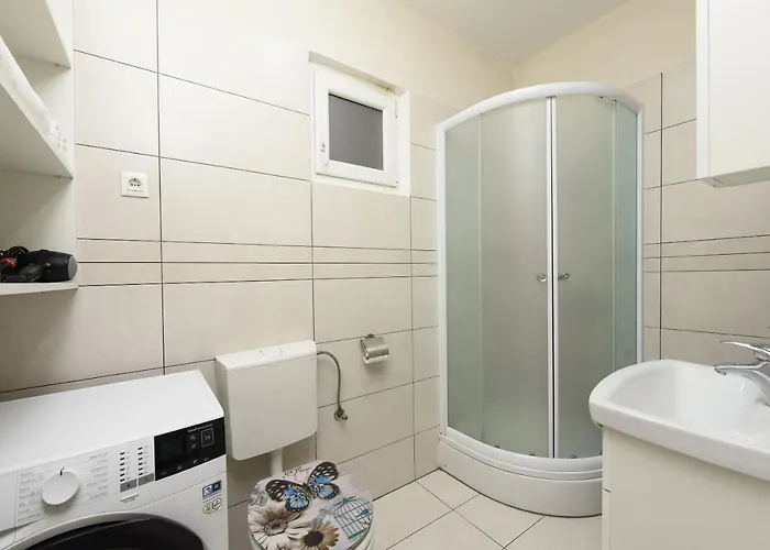 Family-friendly With Swimming Pool - Diklo, - 16493 아파트 *