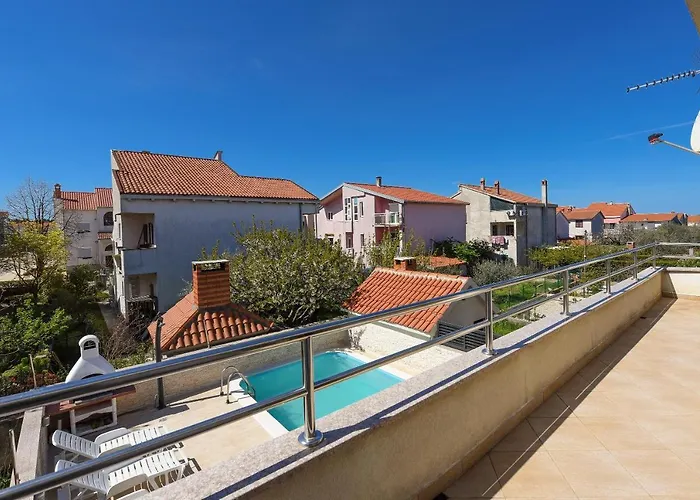 Lägenhet Family-friendly With Swimming Pool - Diklo, - 16493 *